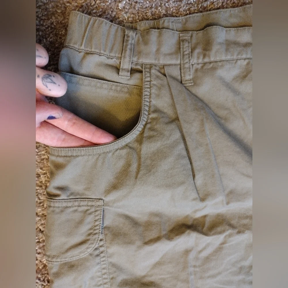 Columbia Men's Olive Cargo Outdoor Sportswear Casual Shorts Men's 42